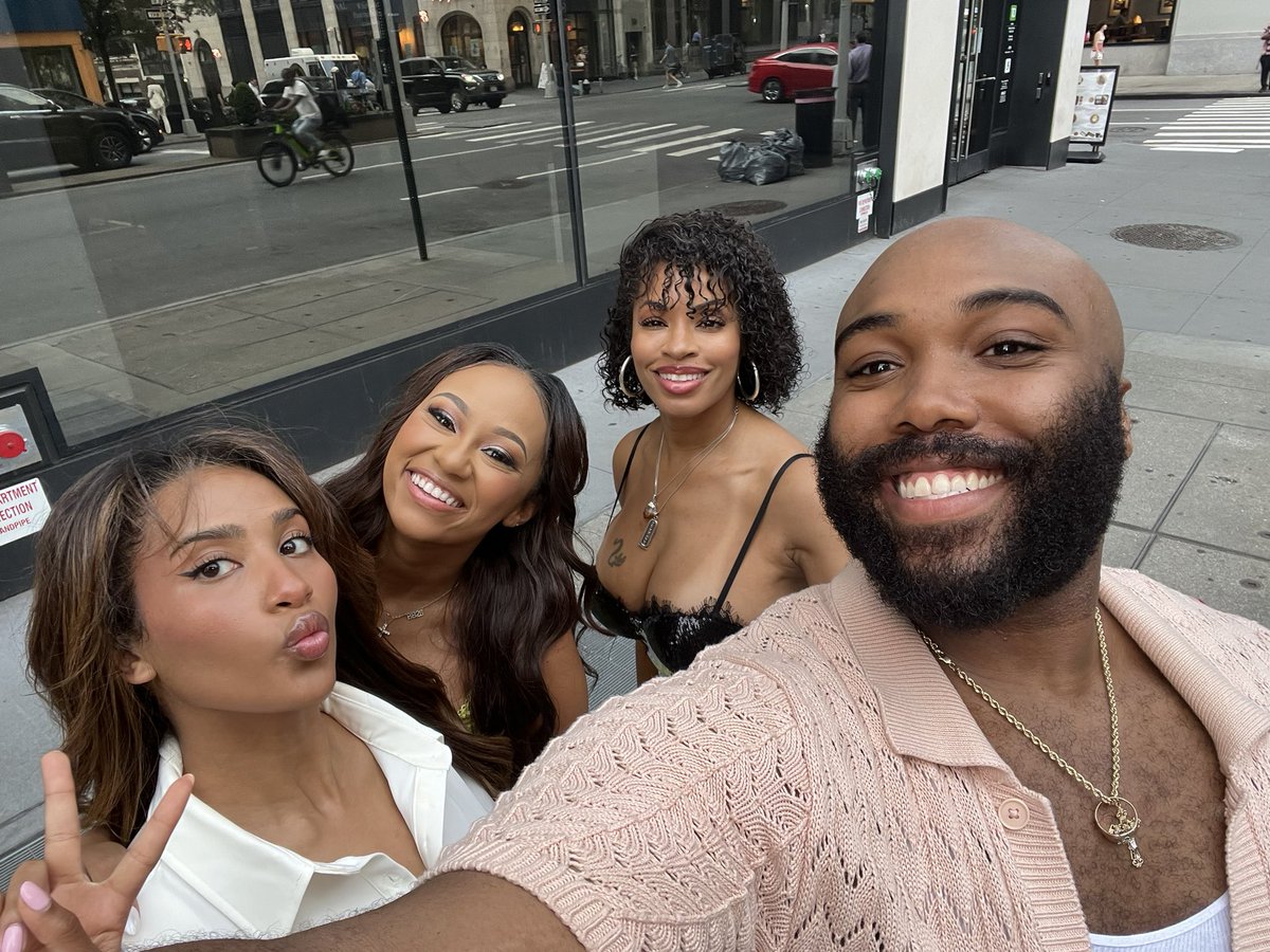 Chelsie Baham (@chelsiebaham) on Twitter photo Honorary cookout member?
Please? Because I love.
<a href="/TheDerekFrazier/">Derek Frazier BIG D</a> x <a href="/absolutelytiff/">Tiffany Mitchell 👑</a> x <a href="/hannah_chaddha/">Hannah Chaddha</a> 🤍
Missed you <a href="/xaviereprather/">Xavier E. Prather, Esq.</a> !!! Honorary cookout member?
Please? Because I love.
<a href="/TheDerekFrazier/">Derek Frazier BIG D</a> x <a href="/absolutelytiff/">Tiffany Mitchell 👑</a> x <a href="/hannah_chaddha/">Hannah Chaddha</a> 🤍
Missed you <a href="/xaviereprather/">Xavier E. Prather, Esq.</a> !!!