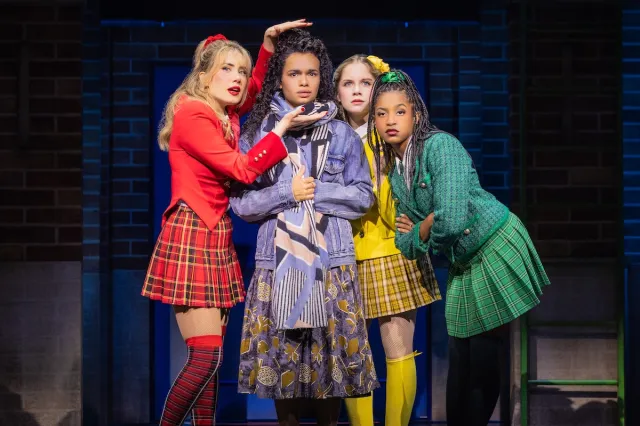 Heathers the Musical brings Big Fun to New York – review whatsonstage.com/news/heathers-…