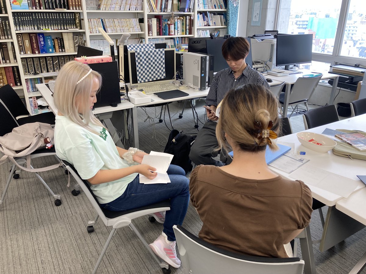 早稲田大学 文学部 2010 61b79DPsh6L._UF350,350_QL50_.jpg