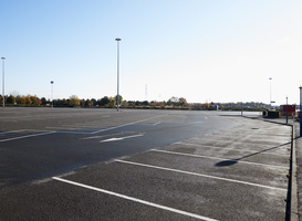 Kiss &amp; ride-plaatsen bij school voor speciaal onderwijs mogen blijven dlvr.it/TLs5jV