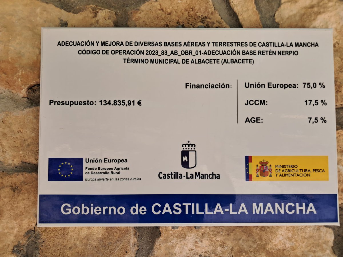 CCOO GEACAM #SalarioOConflicto (@ccoogeacam) on Twitter photo <a href="/manoloayna/">Manuel Amores</a> <a href="/DSostenibleCLM/">Desarrollo Sostenible CLM</a> <a href="/gobjccm/">Gobierno de Castilla-La Mancha</a> <a href="/Plan_INFOCAM/">INFOCAM</a> <a href="/CCOO/">COMISIONES OBRERAS</a> <a href="/PepeAlmodovar/">Pepe Almodóvar</a> <a href="/Villartapackov1/">Villartapackovich</a> <a href="/i_blanco_78/">iñaki</a> <a href="/EduMedinaL/">Foco Secundario</a> <a href="/Alexpinto1917/">Alex pinto</a> <a href="/ruloxxt/">rulx</a> <a href="/toxomudarra/">mudarratoxovibora</a> <a href="/rubioRR/">J.R</a> <a href="/SaludLab_CCOO/">Salud Laboral CCOO</a> <a href="/ccooindustriclm/">CCOO INDUSTRIA CLM</a> Hace un mes se inauguraba la base del retén de Nerpio invertido 134.835,91€
Hoy 11 de julio los #Bomberosforestales de Nerpio siguen Sin agua potable
Sin duchas
Sin cocina
Sin aseo personal
En siglo XXI una indecencia más <a href="/gobjccm/">Gobierno de Castilla-La Mancha</a>
DIMISION Consejera y <a href="/PepeAlmodovar/">Pepe Almodóvar</a> ‼️ <a href="/manoloayna/">Manuel Amores</a> <a href="/DSostenibleCLM/">Desarrollo Sostenible CLM</a> <a href="/gobjccm/">Gobierno de Castilla-La Mancha</a> <a href="/Plan_INFOCAM/">INFOCAM</a> <a href="/CCOO/">COMISIONES OBRERAS</a> <a href="/PepeAlmodovar/">Pepe Almodóvar</a> <a href="/Villartapackov1/">Villartapackovich</a> <a href="/i_blanco_78/">iñaki</a> <a href="/EduMedinaL/">Foco Secundario</a> <a href="/Alexpinto1917/">Alex pinto</a> <a href="/ruloxxt/">rulx</a> <a href="/toxomudarra/">mudarratoxovibora</a> <a href="/rubioRR/">J.R</a> <a href="/SaludLab_CCOO/">Salud Laboral CCOO</a> <a href="/ccooindustriclm/">CCOO INDUSTRIA CLM</a> Hace un mes se inauguraba la base del retén de Nerpio invertido 134.835,91€
Hoy 11 de julio los #Bomberosforestales de Nerpio siguen Sin agua potable
Sin duchas
Sin cocina
Sin aseo personal
En siglo XXI una indecencia más <a href="/gobjccm/">Gobierno de Castilla-La Mancha</a>
DIMISION Consejera y <a href="/PepeAlmodovar/">Pepe Almodóvar</a> ‼️