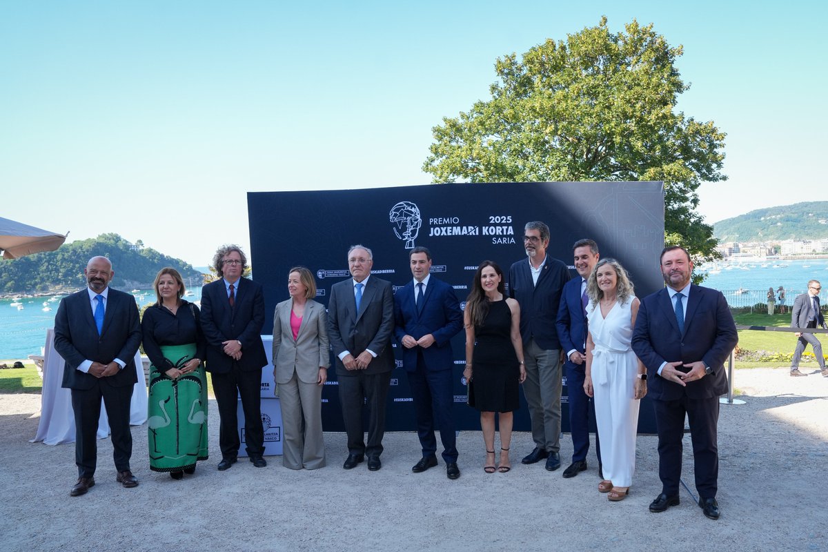 Confebask (@confebask) on Twitter photo “Para afrontar con éxito estos ‘nuevos tiempos’, necesitamos referentes sólidos como José Jainaga, que nos inspiran con hechos y con visión”. Tamara Yagüe, pta de <a href="/Confebask/">Confebask</a> durante la entrega del #korta saria 👏confebask.eus/saladeprensa/n… “Para afrontar con éxito estos ‘nuevos tiempos’, necesitamos referentes sólidos como José Jainaga, que nos inspiran con hechos y con visión”. Tamara Yagüe, pta de <a href="/Confebask/">Confebask</a> durante la entrega del #korta saria 👏confebask.eus/saladeprensa/n…