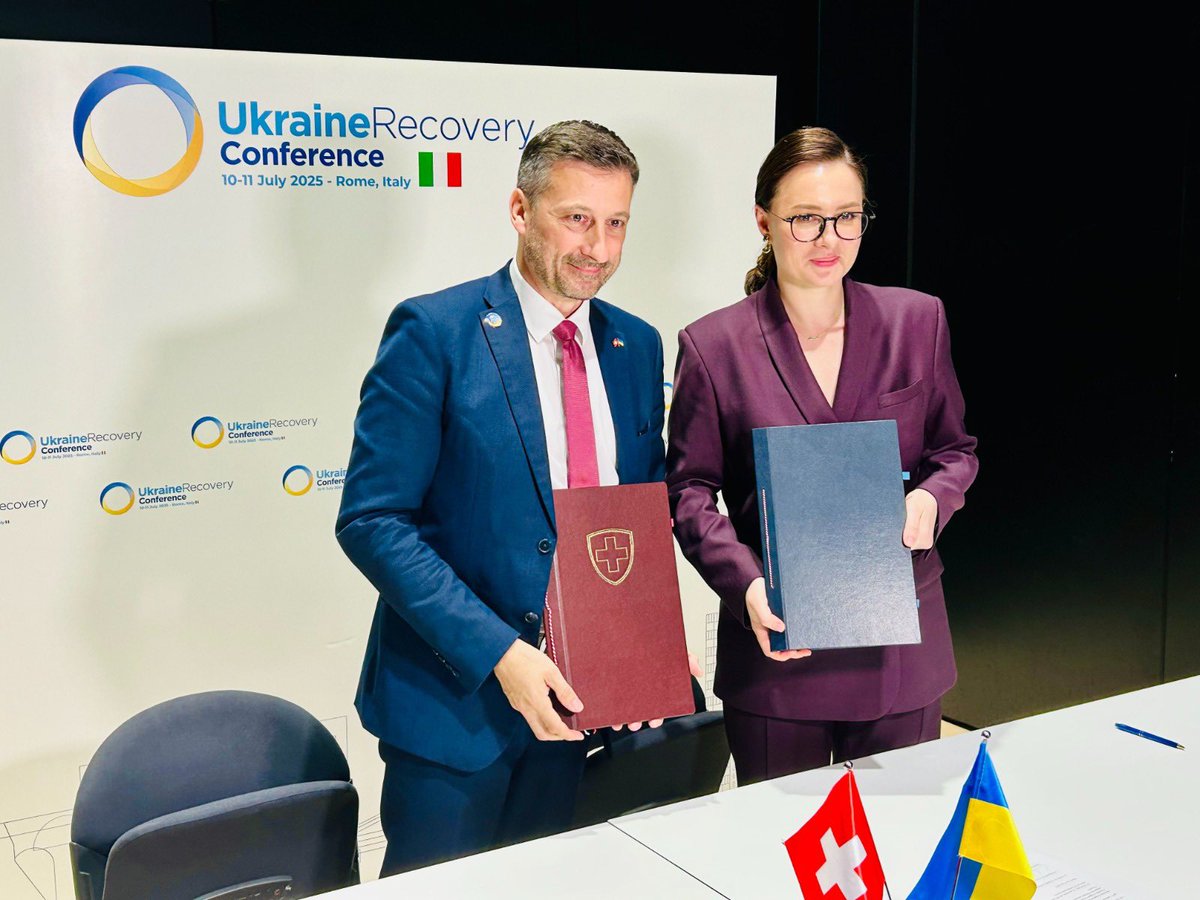 VenediktovaIV's tweet image. Important milestone at #URC2025: 🇨🇭–🇺🇦 agreement signed by @Svyrydenko_Y & @jacquesgerberch enables 🇺🇦 to access Swiss goods&services.
This opens the door for 🇨🇭 companies to actively contribute to 🇺🇦's recovery — backed by CHF 5B through 2036.
#UkraineRecovery #SwissBusiness
