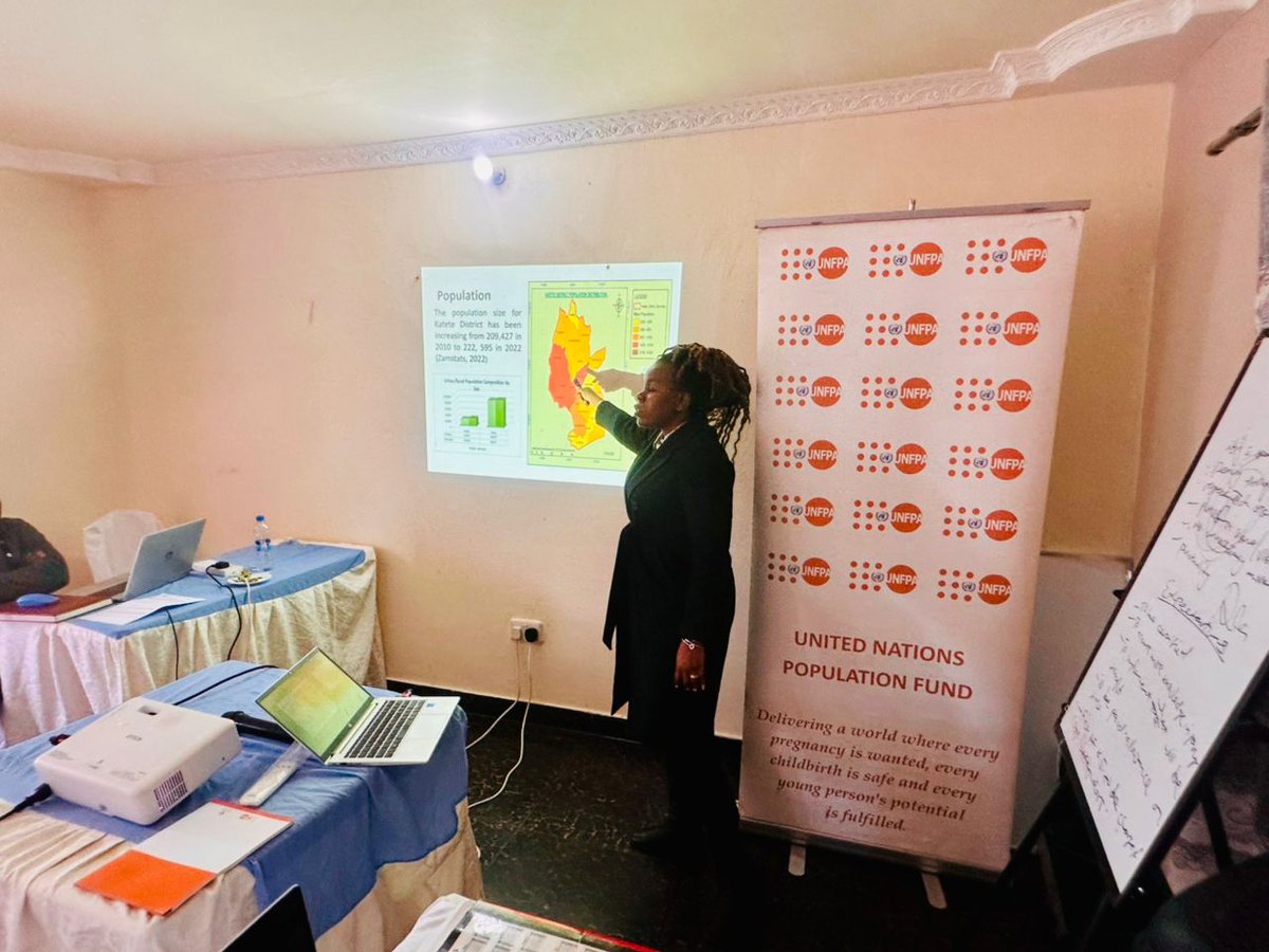 UNFPAZambia's tweet image. Advocating for Stronger health financing for Eastern Province! @UNFPAZambia with @mohzambia Eastern PHO, Katete DHO, & local gov aheld a pre-MTEF meeting. Aim: boost domestic health funding. Plans will inform next week's Provincial MTEF. #Partnerships for sustainable health.