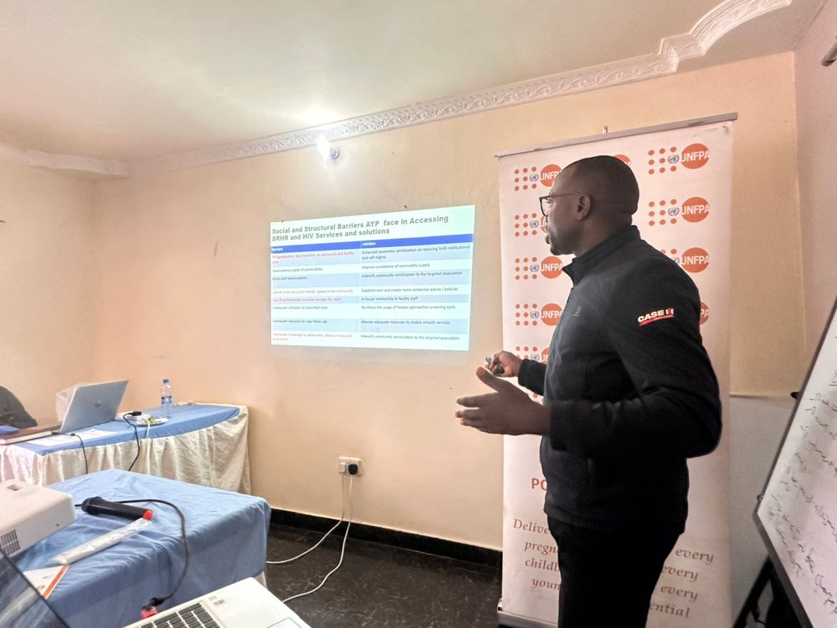 UNFPAZambia's tweet image. Advocating for Stronger health financing for Eastern Province! @UNFPAZambia with @mohzambia Eastern PHO, Katete DHO, & local gov aheld a pre-MTEF meeting. Aim: boost domestic health funding. Plans will inform next week's Provincial MTEF. #Partnerships for sustainable health.
