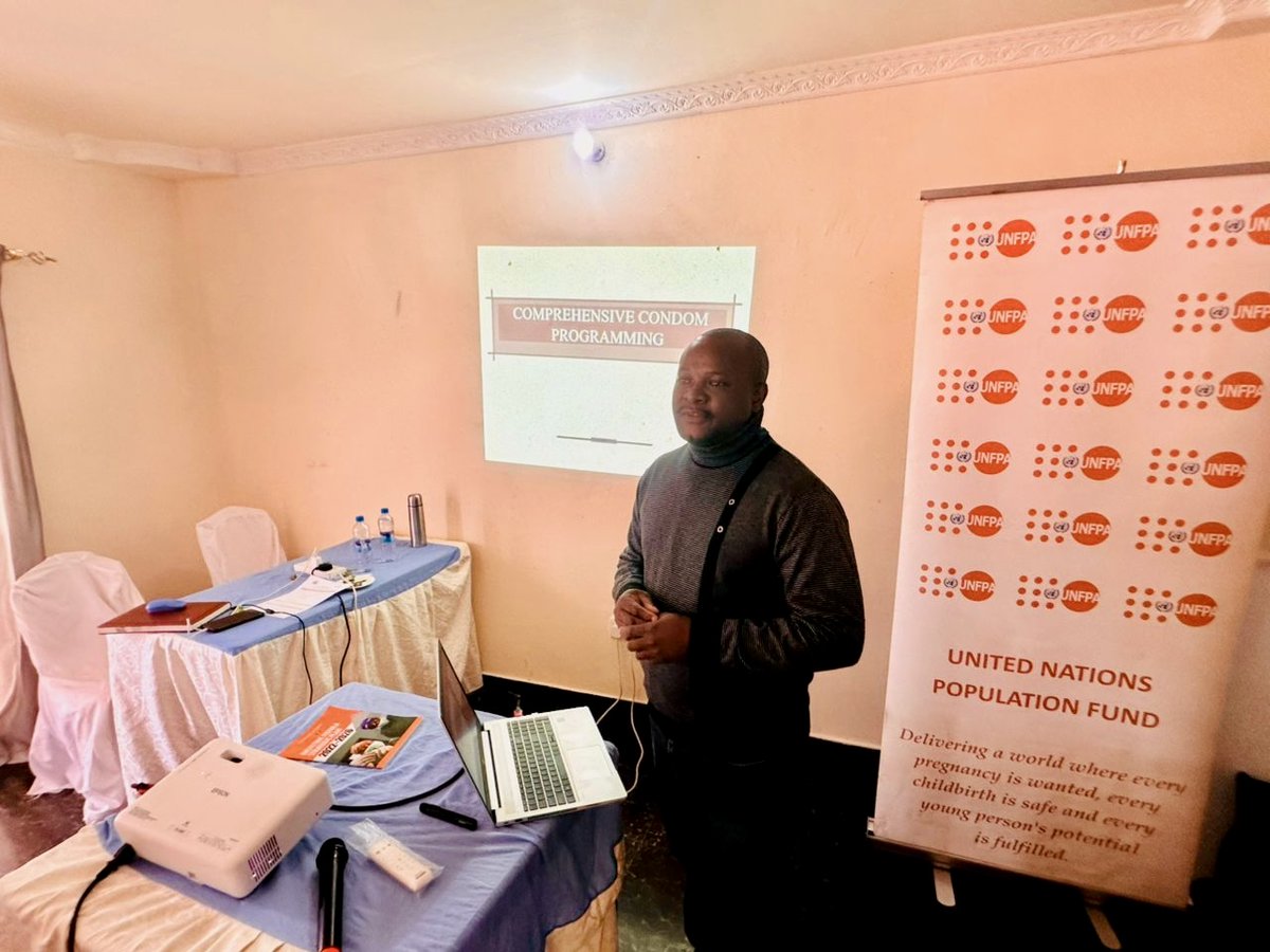 UNFPAZambia's tweet image. Advocating for Stronger health financing for Eastern Province! @UNFPAZambia with @mohzambia Eastern PHO, Katete DHO, & local gov aheld a pre-MTEF meeting. Aim: boost domestic health funding. Plans will inform next week's Provincial MTEF. #Partnerships for sustainable health.