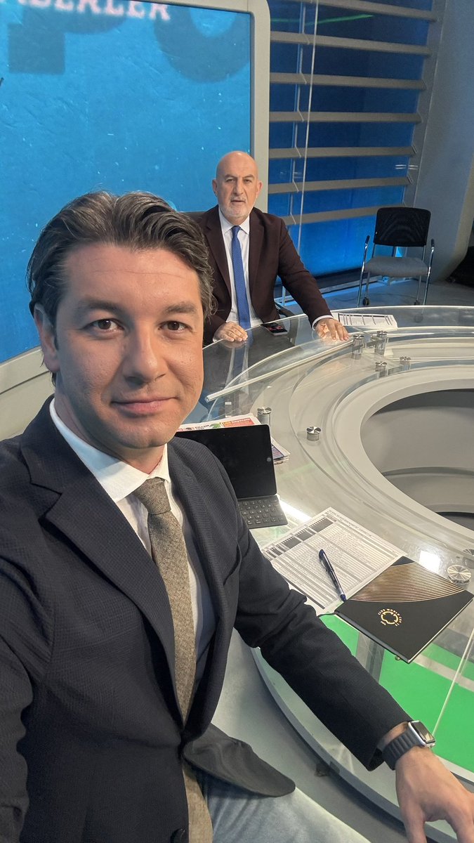 📺Spor Manşet 11.00’de  <a href="/trtspor/">TRT Spor</a> ‘da başlıyor…

🗣️Erman Gönülşen ve Tayfun Bayındır öne çıkan haberlerini değerlendiriyor.

❓Gündeme ilişkin soru ve görüşlerinizi bekliyoruz…