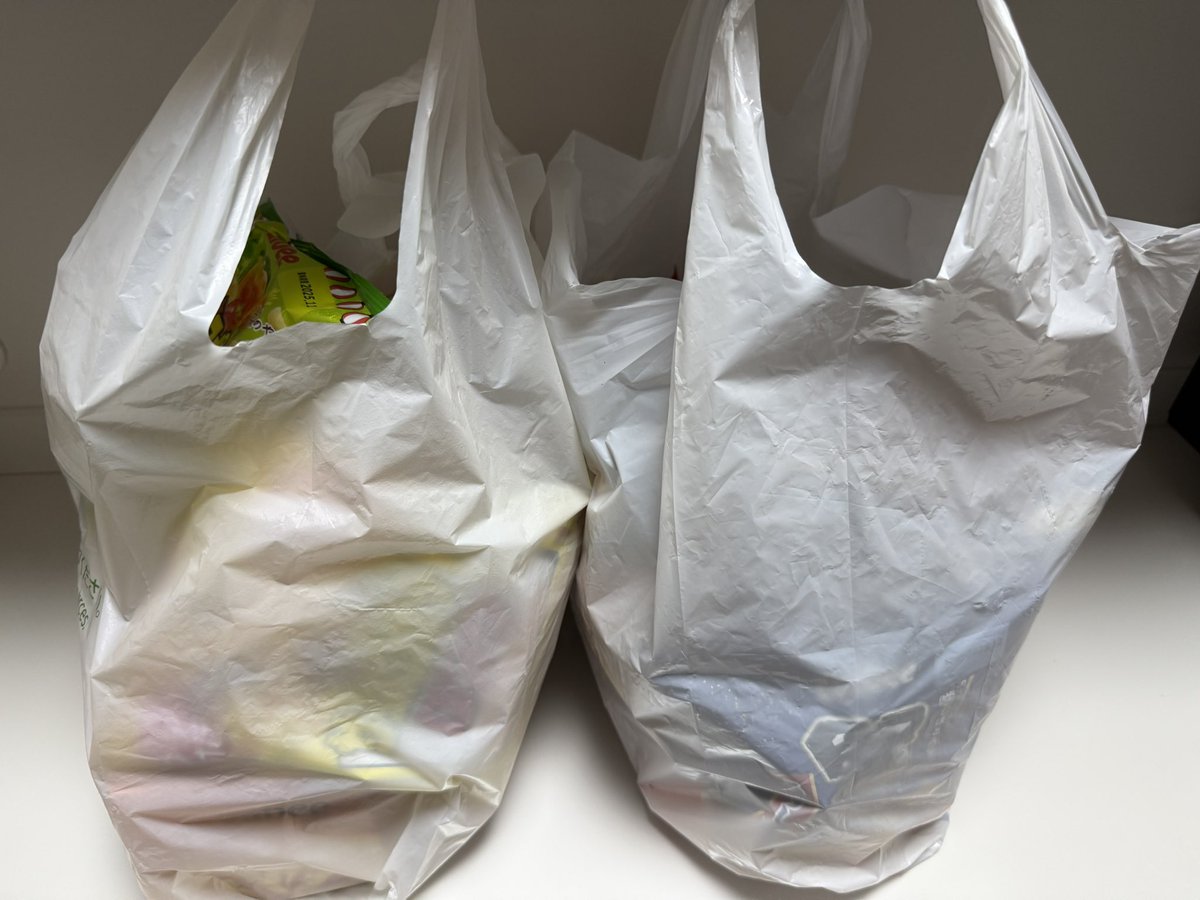 よいしょ…と

さてと…

#Calbee
#じゃがりこ #かっぱえびせん #堅あげポテト #Jagabee #サッポロポテト #ピザポテト 

#CommunityWars
#コミュウォ