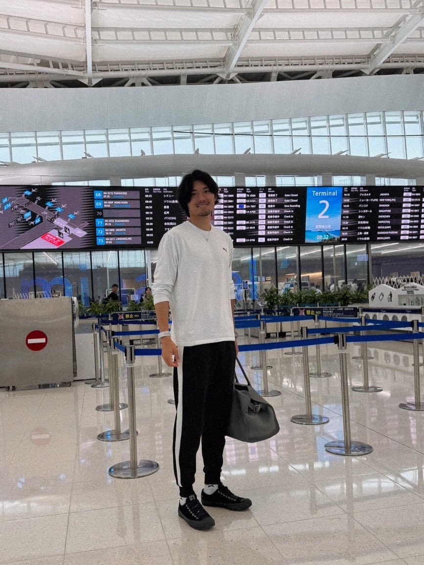 Joule_coltd's tweet image. 町田浩樹選手が新シーズンに向けて
ドイツ🇩🇪へ出発しました！
皆さん、今シーズンも
応援よろしくお願いいたします🔥
#町田浩樹 #kokimachida 
#joule
@koki_machida_ @tsghoffenheim