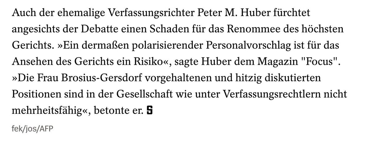 Wie man Politik macht:
1. Man lässt weg, dass Herr Huber von der CSU ist
2. Man lässt ihn über »vorgehaltene und hitzig diskutierte Positionen« sprechen, ohne dass man prüft, ob die Kandidatin wirklich diese Positionen vertritt.
Solch ein Journalismus kann in die Tonne.