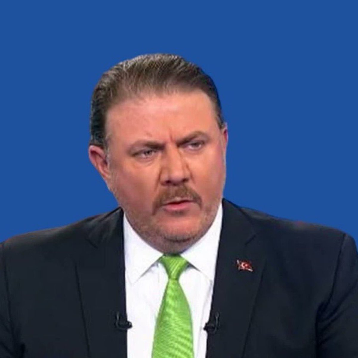 Cumhurbaşkanı Başdanışmanı Yiğit Bulut hakka yürüdü..

Yiğit Bulut sadece bir danışman değil, bu milletin fikrini, derdini, sevincini savunan bir yürekti…
Yürek burkuldu, kelimeler yetmedi…
Allah rahmet eylesin.
Mekânı cennet, makamı âli olsun inşAllah