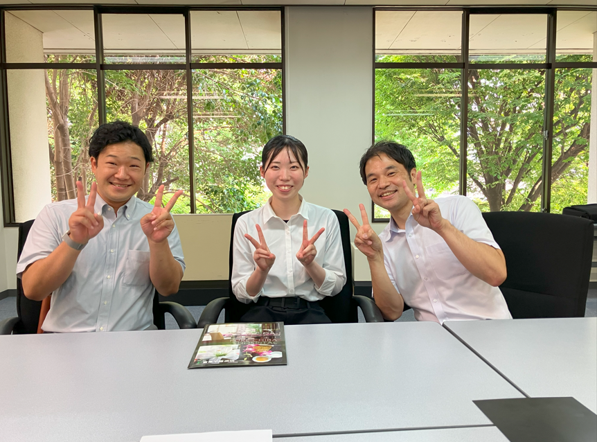 😆おかえりなさい先輩！そして卒業生からの求人情報も😆

富家千葉病院に就職した作業療法学科2期生の金子葵さんが塩川先生（理学療法士）、瓜生先生（作業療法士）と一緒に来校しました。

詳細はこちら👇
tpu.ac.jp/news/12921/