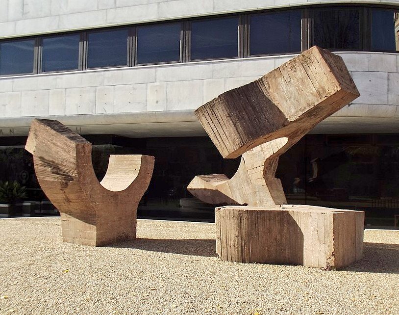 "Lugar de encuentros VI"
Eduardo Chillida (1975) 
#Art #Arte #ViernesDeArte