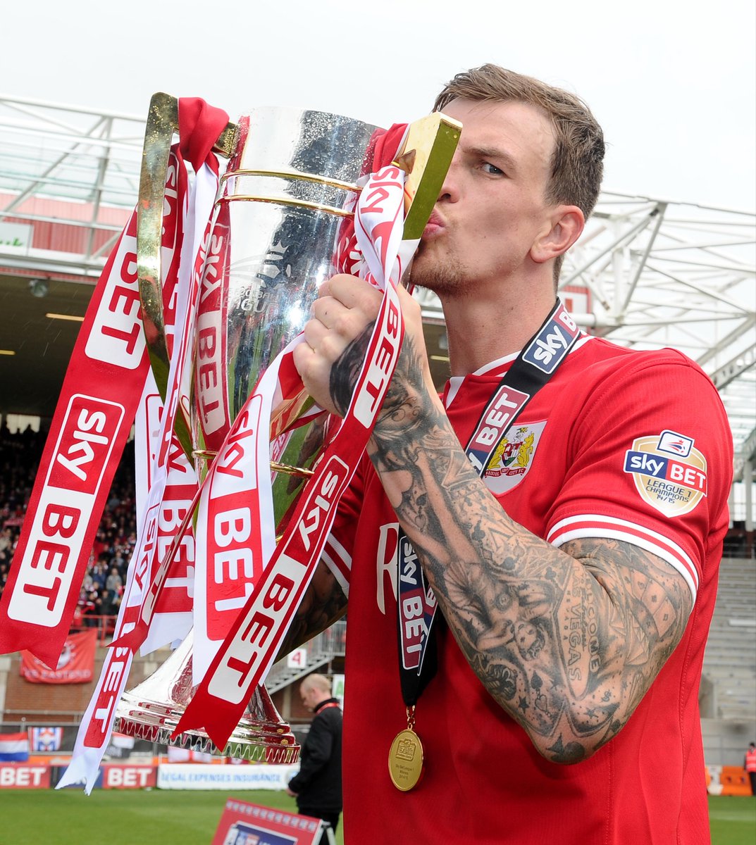 BCFC_FPA's tweet image. Happy Birthday @AFlint4 - Legacy Number 1032 - 246 appearances 38 goals from 2013 to 2018 - Double winner in 2015 🏆🏆