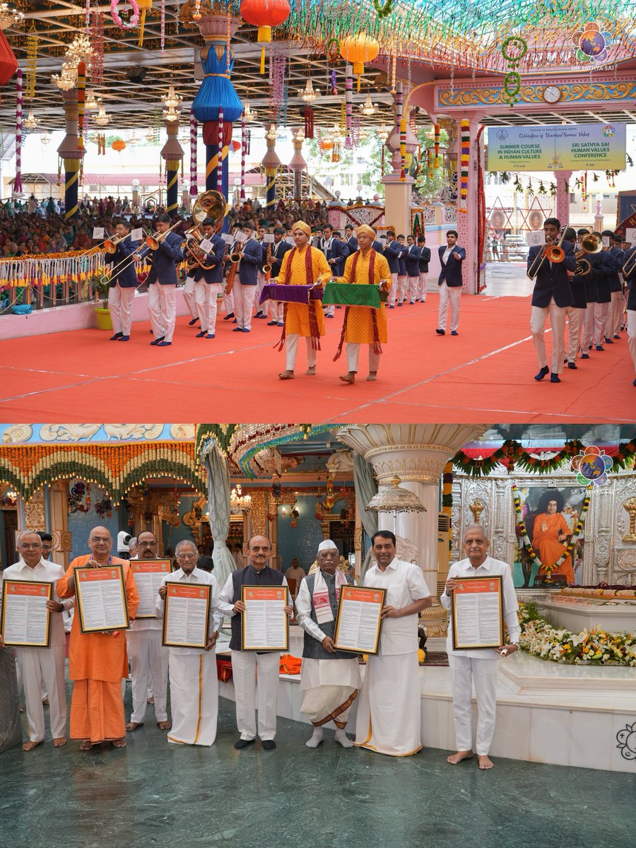 SSSIHL's tweet image. The Prasanthi Declaration on Universal #HumanValues was unveiled by Mr Haribhau Kishanrao Bagde, Hon’ble Governor of Rajasthan, in the Divine Presence on 9 July 2025. Senior members of the SSSCT, SSSIHL, SSSSO and guests graced the occasion.
Watch: bit.ly/3Tv8Irl