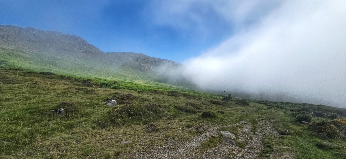 Sea fog receding off Slieve Foye this morning <a href="/bbcniweather/">BBC NI Weather</a> <a href="/angie_weather/">angie phillips</a> <a href="/WeatherCee/">Cecilia Daly</a> <a href="/barrabest/">Barra Best</a> <a href="/linzilima/">Linzi Lima</a> <a href="/geoff_maskell/">Geoff Maskell</a>  <a href="/Ailser99/">Aileen Moynagh</a> <a href="/MCMarieB/">Marie 🌅 📚🖋☘️</a> <a href="/CarolN657/">C♥️rol♥️nne. T💃💐♥️♥️</a> <a href="/laneyupthehill/">Laney ❤️🙏🇬🇧</a> <a href="/StephMT86/">StephMT86</a> <a href="/MissEllieN/">Elaine N</a> <a href="/KinlochSusan/">Susan & Orla🐶🏴󠁧󠁢󠁳󠁣󠁴󠁿🇪🇺</a>