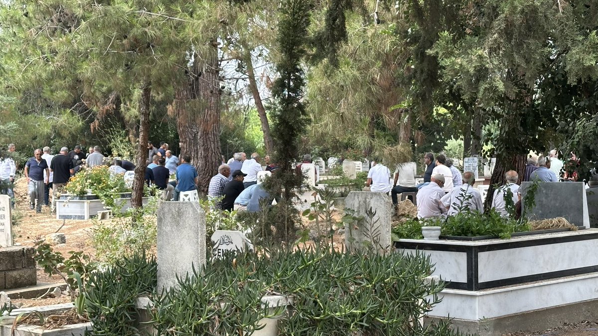 Kıymetli Dostumuz Merkez Valimiz Ahmet Deniz Beyefendinin Muhterem Anneleri Fatma Teyzemizin Mersin Erdemli’de cenazesine katılarak son görevimizi yerine getirdik.Rabbim Rahmet Eylesin ,Mekanı Cennet Olsun inşallah.