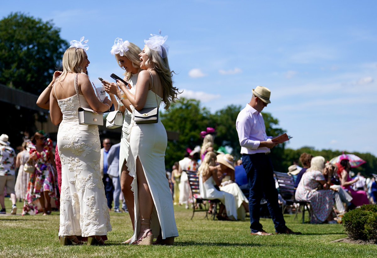 jjgiddens's tweet image. Runners and riders during Ladies Day of the Debenhams July Festival 2025 at Newmarket Racecourse