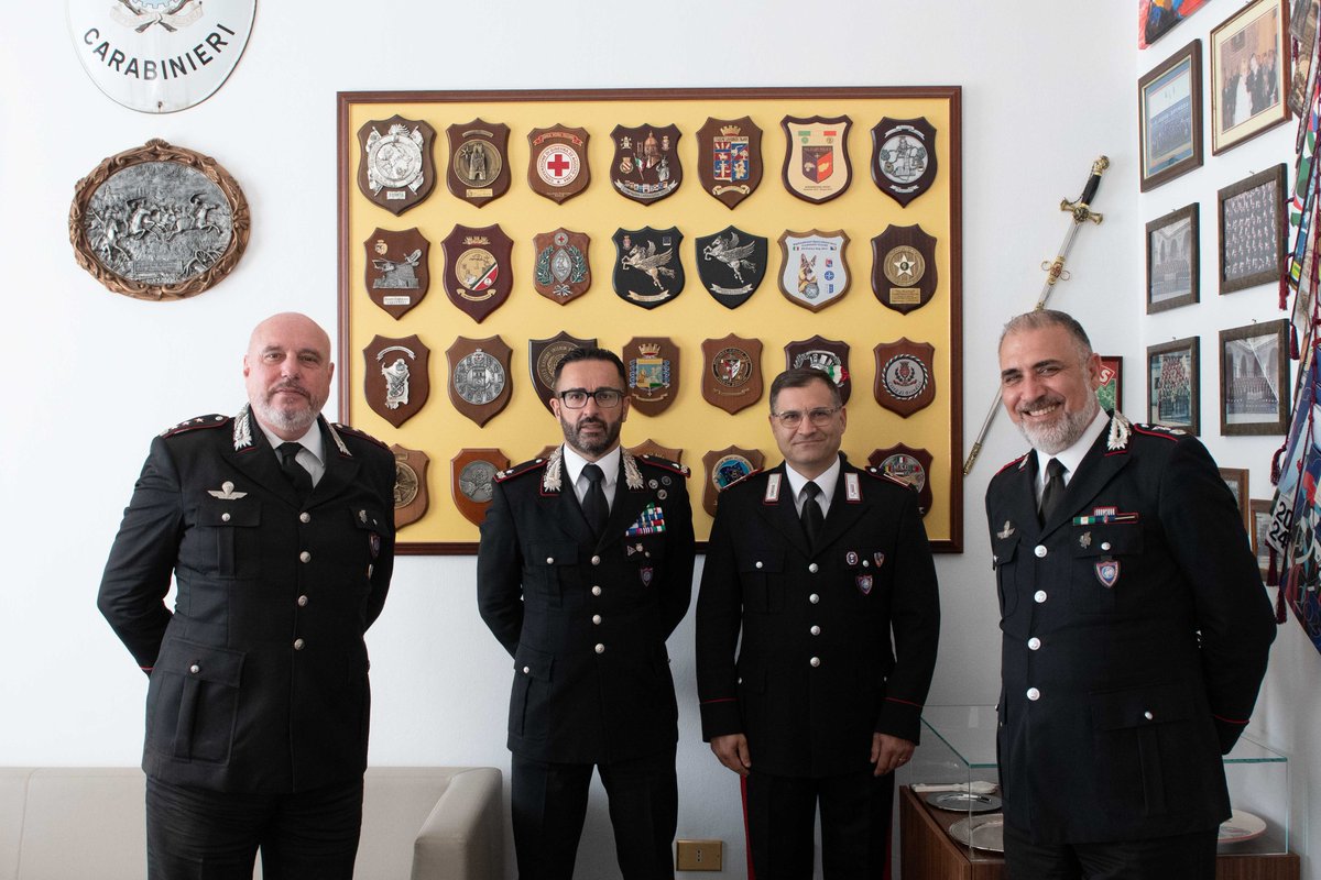_CoESPU_'s tweet image. We bid farewell to 🇮🇹 @Carabinieri Cpl. Simone GIROTTO, after a 20-year posting as #CoESPU IT Section’s assistant.
#Grazie for your commitment, professionalism and support. The international #StabilityPolicingHub will dearly miss you!
#StrongerTogether
#StabilityPolicing4Peace