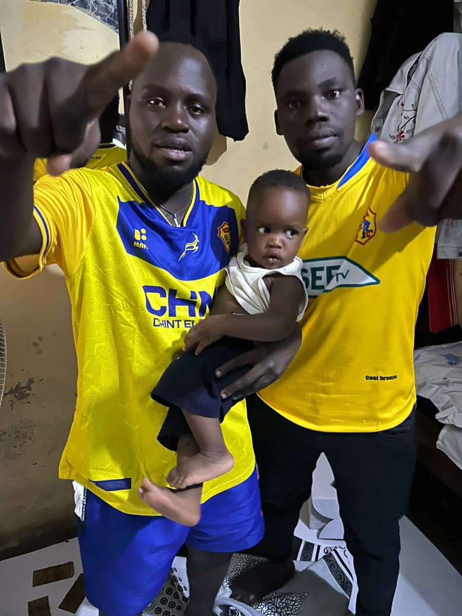 dvjsoftpro's tweet photo. Fridays are for #wearyourlocaljersey #kccafc #chintelectric https://t.co/9PaQPXJk0H