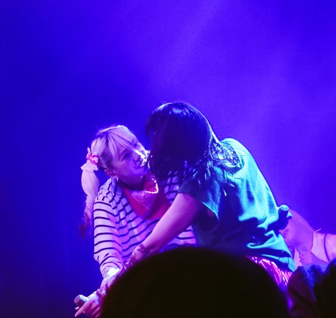 yokosuka22's tweet image. 本編ラストはおれたちの&quot;LINK EMOTION&quot;。みんな滅茶苦茶いい笑顔だったし、いいセトリでいいライブだったから、次のツアー滅茶苦茶楽しくなるんだろうし、いい夏になりそうだな、そんな事を思いました。

#PIGGS渋谷 #PIGGS浴衣 #BBS5 #BOOBOOSTAR