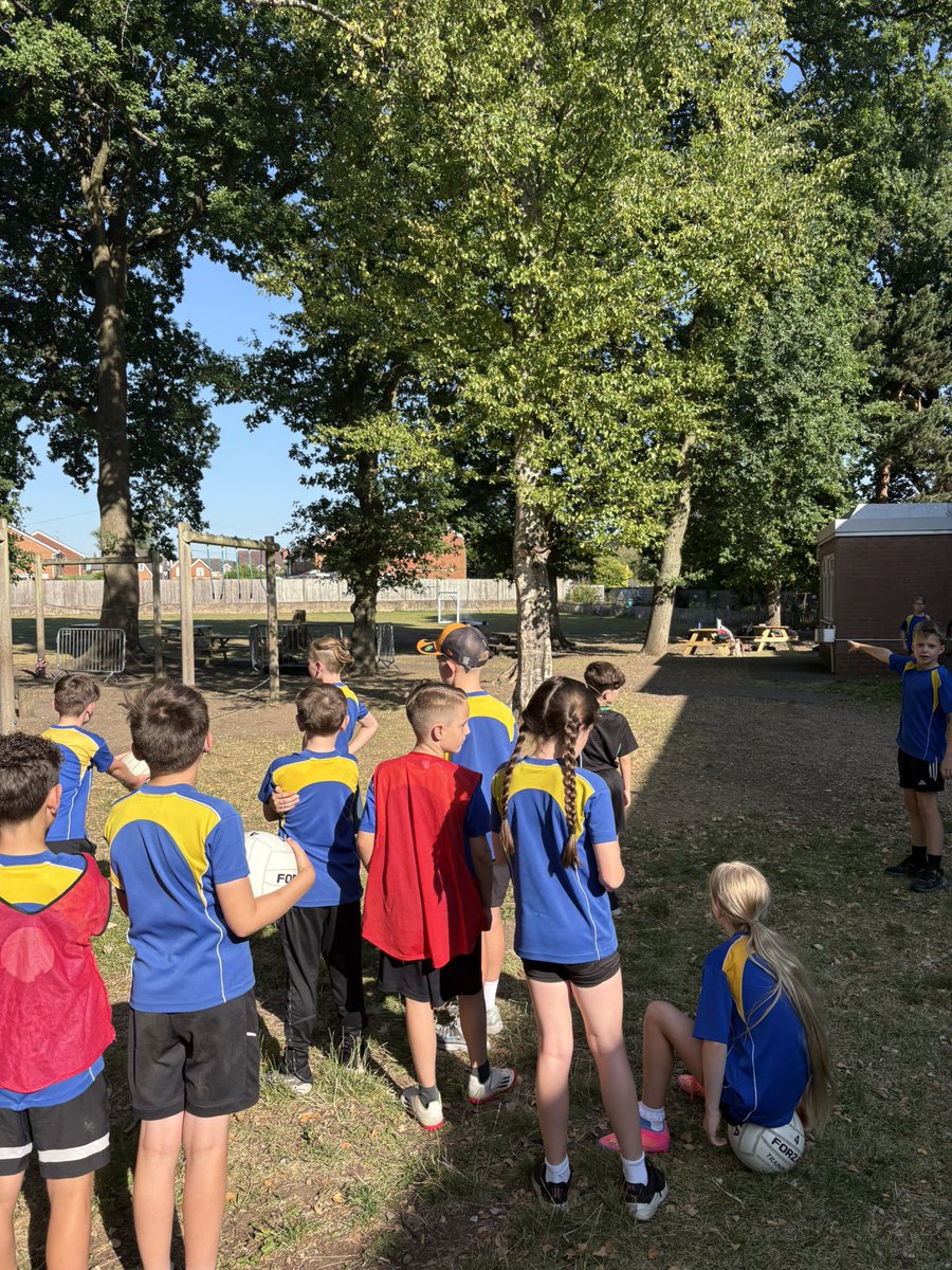 OurLadyoftheWayside tweet media