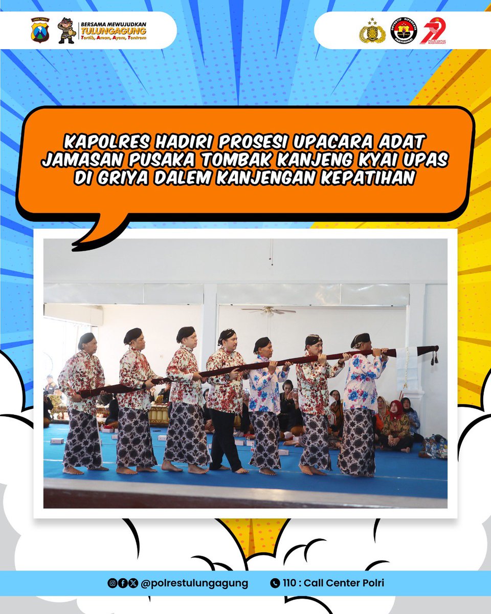 Res1Tulungagung's tweet photo. Kapolres @mtaatr Hadiri Prosesi Upacara Adat Jamasan Pusaka Tombak Kanjeng Kyai Upas di Griya Dalem Kanjengan Kepatihan.
#polrestulungagung #tulungagung #jamasan https://t.co/bvj3gL3KB1