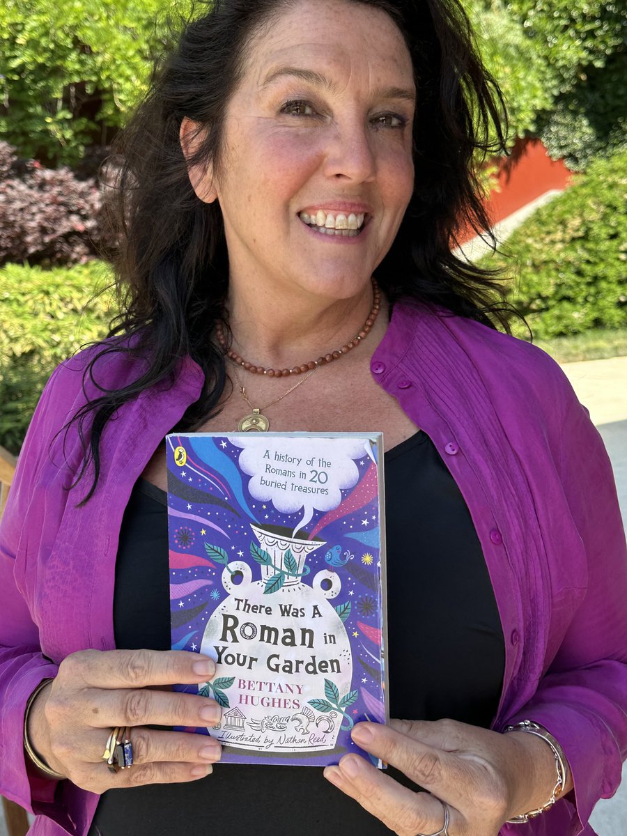 bettanyhughes's tweet image. …I launched my first book for young people about #ancient #Romans - spoke to 1,942 schoolchildren @SundayBrunchC4 @BBCLondonNews @itvnews @BBCRadio4 and so thrilled to announce it is a #1 #bestseller (!) Enjoy! 🎉