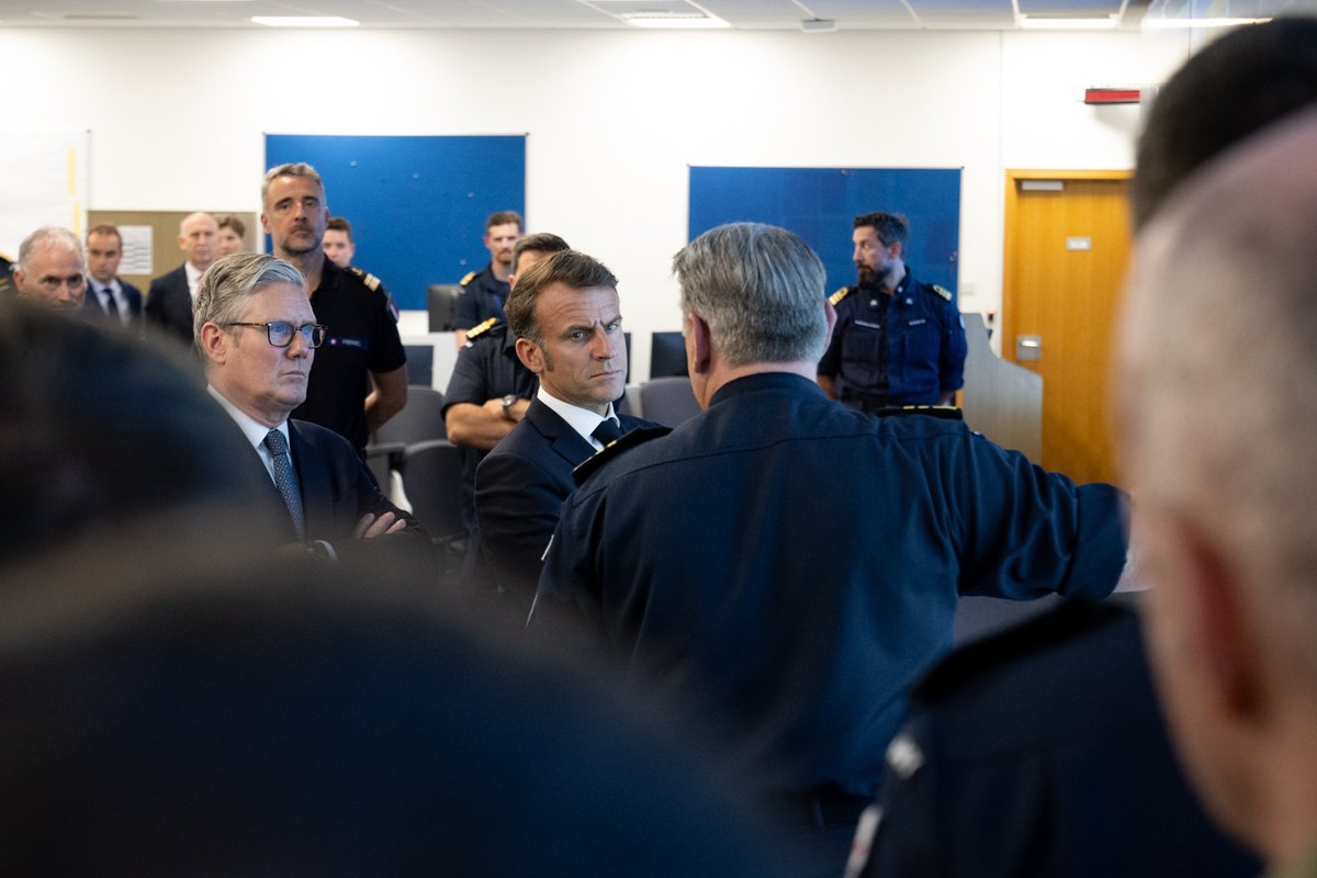 NATO_MARCOM's tweet image. Allied Maritime Command #MARCOM was honoured to welcome ๐ฌ๐ง Prime Minister @Keir_Starmer and ๐ซ๐ท President @EmmanuelMacron for a visit to its Northwood HQ, where the leaders affirmed their commitment to #NATO, met with British and French staff, & received operational updates aboutโฆ