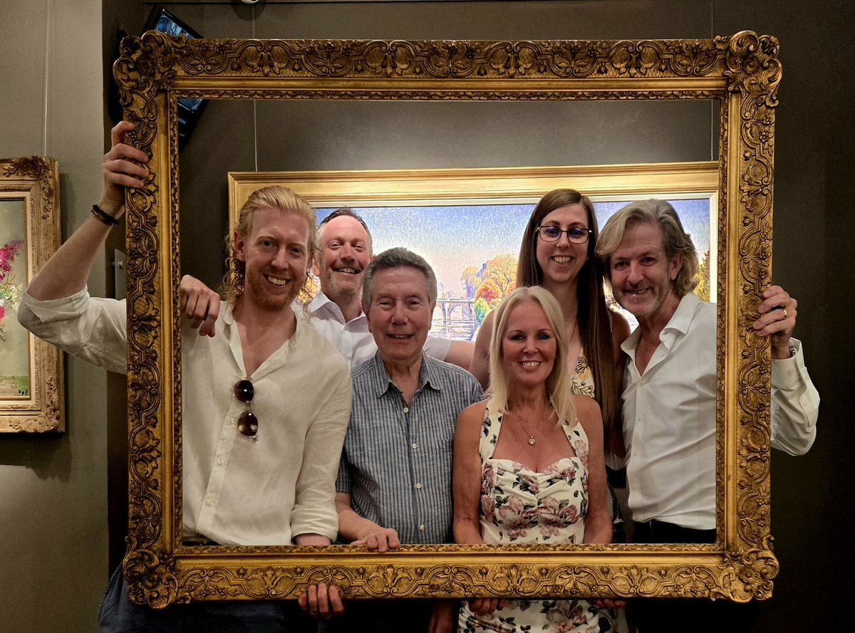 Thank you to everyone who joined us last night for the preview of our London gallery summer exhibition. Especially these guys who worked so hard in preparing the event and then proving the consummate hosts. They certainly are picture-perfect 🥰🤗😎 

Our exhibition is now open