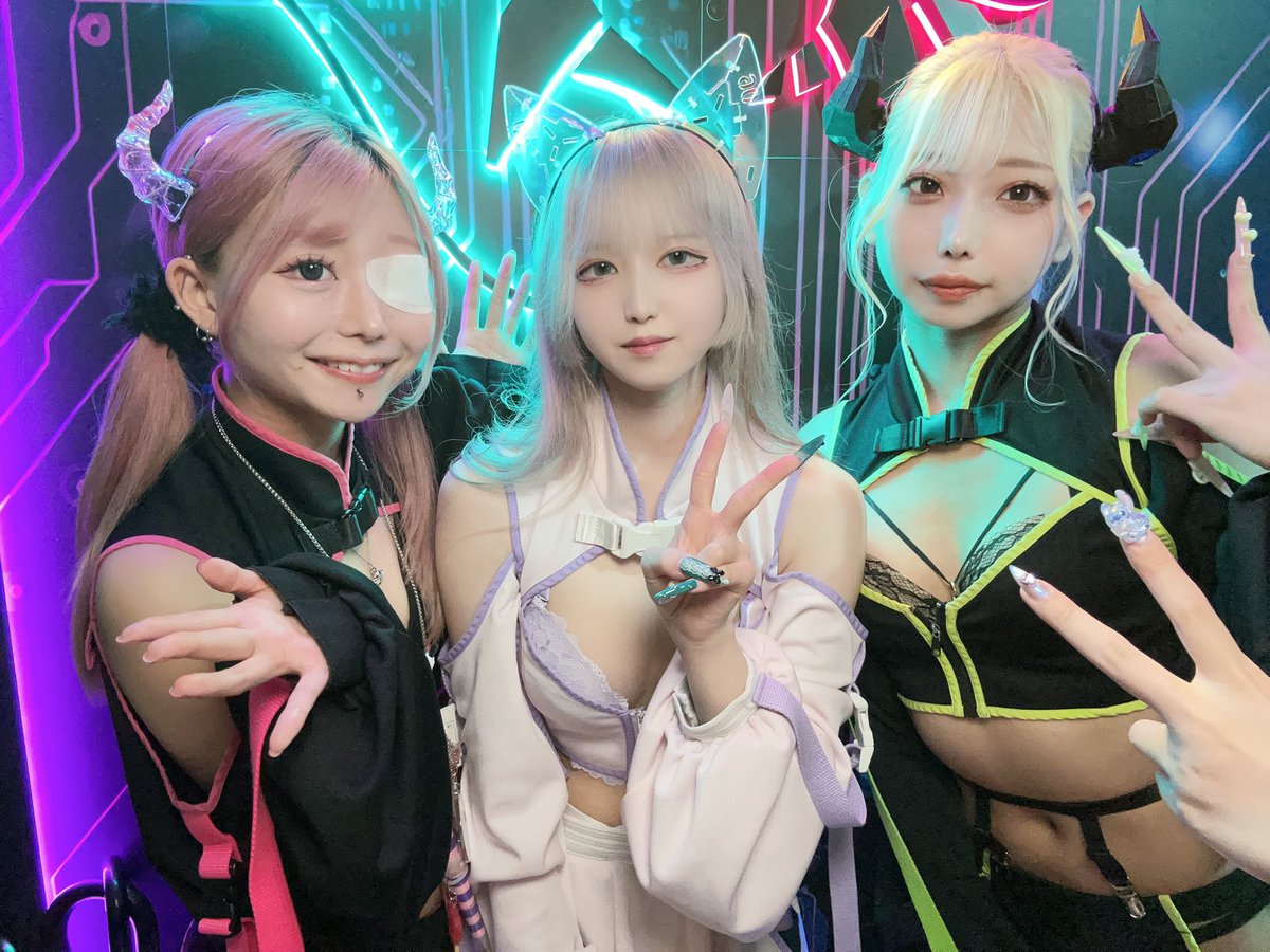 電脳サキュバス⚡️サイバーシーシャ歌舞伎町 (@succubus_cyber) on Twitter photo 電脳サキュバスOpenしました⚡️
🔹本日17:00〜05:00営業
🔹ご新規様3,300円/1h飲み放題
7/11(金)のサキュバス
17ー
🔋ふゆ
🔋るしあ(<a href="/rushia_cyber/">るしあ🦋電脳サキュバス⚡️シーシャ</a> )
🔋いちごみるく(<a href="/ichigo_abyss_86/">いちごみるく🍓🍼</a> )
🔋りおん(<a href="/rion_cyber/">りおん🐼電脳サキュバス 9/12,13空けておいてね♡</a> )
19ー
🔋まお
23ー
🔋ちゅん(<a href="/tyun_abyss/">🀄️ちゅん🀄️サキュバスシーシャabyss歌舞伎町店</a> )
🔋ミサミサ(<a href="/misamisa_Cyber/">ミサミサ♦️🐾໊@歌舞伎町サキュバスシーシャ</a> )
#コンカフェ 電脳サキュバスOpenしました⚡️
🔹本日17:00〜05:00営業
🔹ご新規様3,300円/1h飲み放題
7/11(金)のサキュバス
17ー
🔋ふゆ
🔋るしあ(<a href="/rushia_cyber/">るしあ🦋電脳サキュバス⚡️シーシャ</a> )
🔋いちごみるく(<a href="/ichigo_abyss_86/">いちごみるく🍓🍼</a> )
🔋りおん(<a href="/rion_cyber/">りおん🐼電脳サキュバス 9/12,13空けておいてね♡</a> )
19ー
🔋まお
23ー
🔋ちゅん(<a href="/tyun_abyss/">🀄️ちゅん🀄️サキュバスシーシャabyss歌舞伎町店</a> )
🔋ミサミサ(<a href="/misamisa_Cyber/">ミサミサ♦️🐾໊@歌舞伎町サキュバスシーシャ</a> )
#コンカフェ