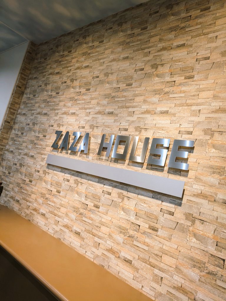 bloomjun1976's tweet photo. 7/11(金)ON AIRです📻️
2週に渡って…、
9月に新世界ZAZA HOUSEにて開催致します「第1回遊遊歌謡フェスティバル」の企画・主催の遊遊マスター&ユキママさん✨
そして、、歌手「三浦潤平」さんと、
「永樹」さんをお迎え致します🎤😊

【ゲスト予定】
🎶7/11放送…「マスター&三浦潤平」さん
🎶7/18放送…「ユキママ&永樹」さん

皆様からのメッセージ&リクエストはコチラから📮
https://t.co/E9rt9sYOzR
本日(7/11)の19:00頃迄にお寄せください。
沢山のお便りお待ちしております！📨

西宮　さくらFM(78.7MHz)
https://t.co/u4Kx0D7SrE
「音葉潤の歌ってわっしょい！」
毎週金曜日22:30〜23:00放送中📻
(提供/スタジオリーフ)

※YouTubeのさくらFMのチャンネルにて、アーカイブ配信始まりました※
↓　　　　　↓　　　　　↓
🆕🎧️聴き逃しの方、番組アーカイブはこちらから🎧️🆕
https://t.co/UNkLQKG4Bz
アプリ〚Radimo(レディモ)〛にて
全国何処からでもお聴き頂けます！