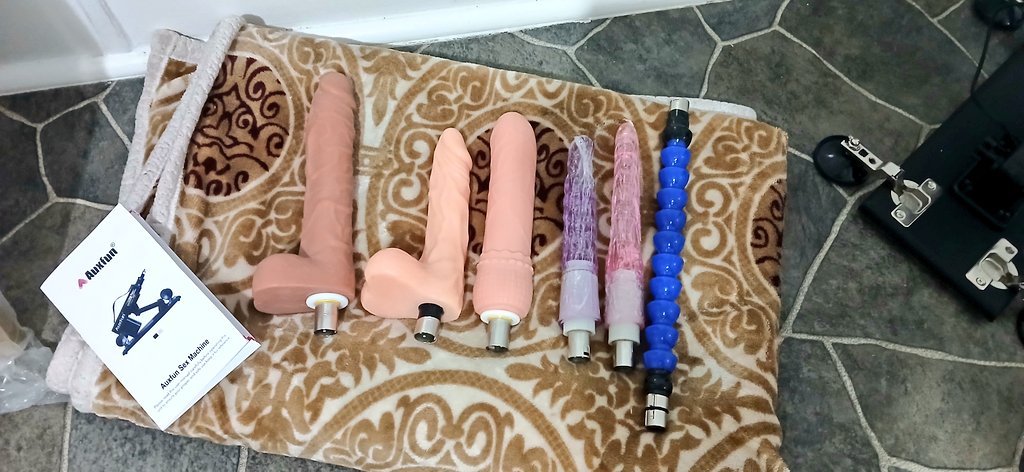 A big thank you <a href="/Wildolosextoy/">Wildolo</a> for sending me my new Auxfun sex machine.  Definitely recommend working w/ <a href="/Wildolosextoy/">Wildolo</a> who is legit and professional. This is going to make a great addition to my content and webcaming! And w/ so many attachment choices I'll never get bored 😉😋