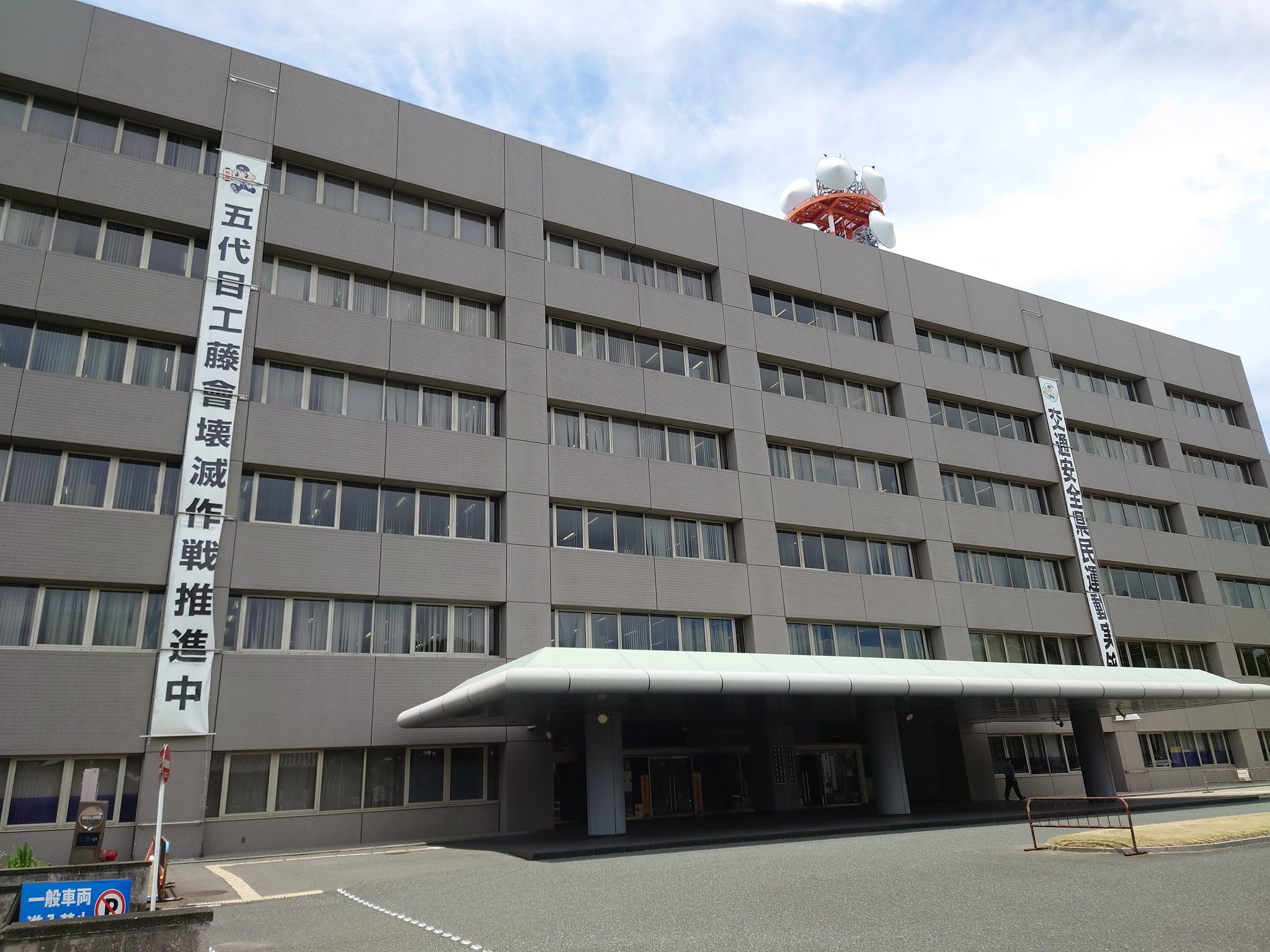 ❤桜(プロフ)さま❤地球外存在への求人広告❤ 京都着物レンタル 梨花和服 | 𝕂𝕪𝕠𝕥𝕠 𝕜𝕚𝕞𝕠𝕟𝕠