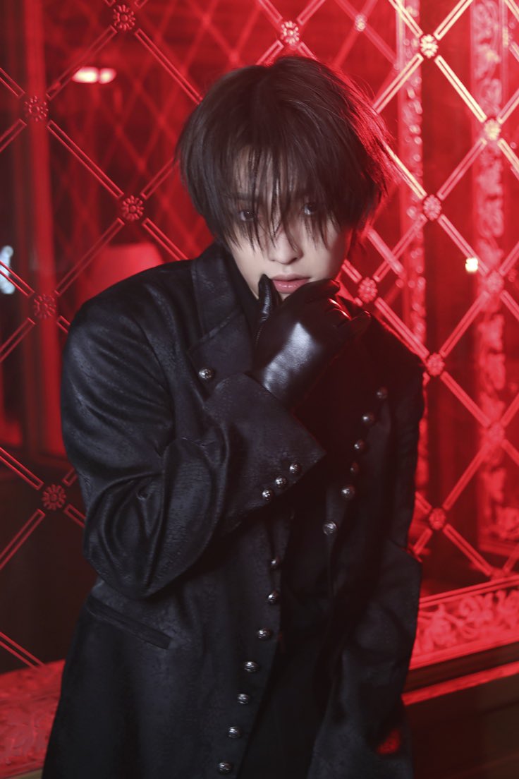 1024updates's tweet photo. [📷] GOLDEN HOUR : Part.3 'In Your Fantasy Edition' Behind Photos

#ATEEZ #에이티즈 @ATEEZofficial https://t.co/gcsaeKRMeZ