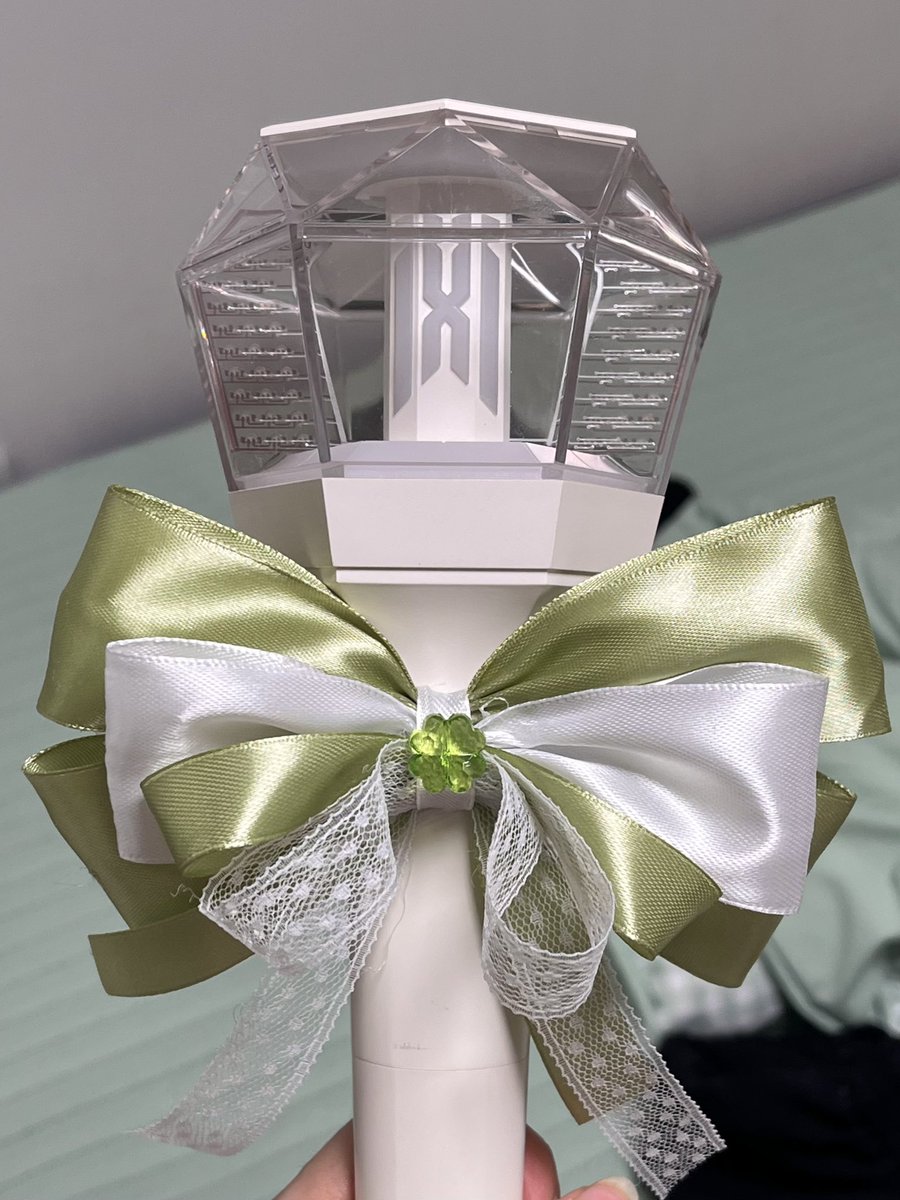 몬스타엑스 콘서트 CONNECT X 응원봉 리본 나눔♡

￼🐢날짜:7월 18,19,20
￼🐢수량:큰 리본 15개, 작은 리본 15개
￼🐢장소,시간:당일 타래
￼🐢#RT 인증

제가 채프라서 색을 이걸로 하긴 했는데 최애 상관 없이 필요하신 분들 그냥 받아가셔도 됩니다!! 많이 오셔서 받아가주세요🫶🏻