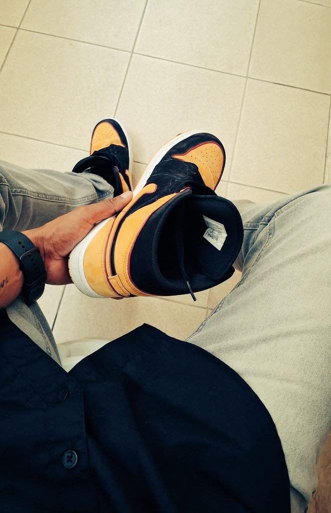 Greg7820248's tweet photo. ¿Eres de los que se fijan en los tenis... o en lo que hay dentro? 👣💭🥵 https://t.co/PJIpMxKv0j