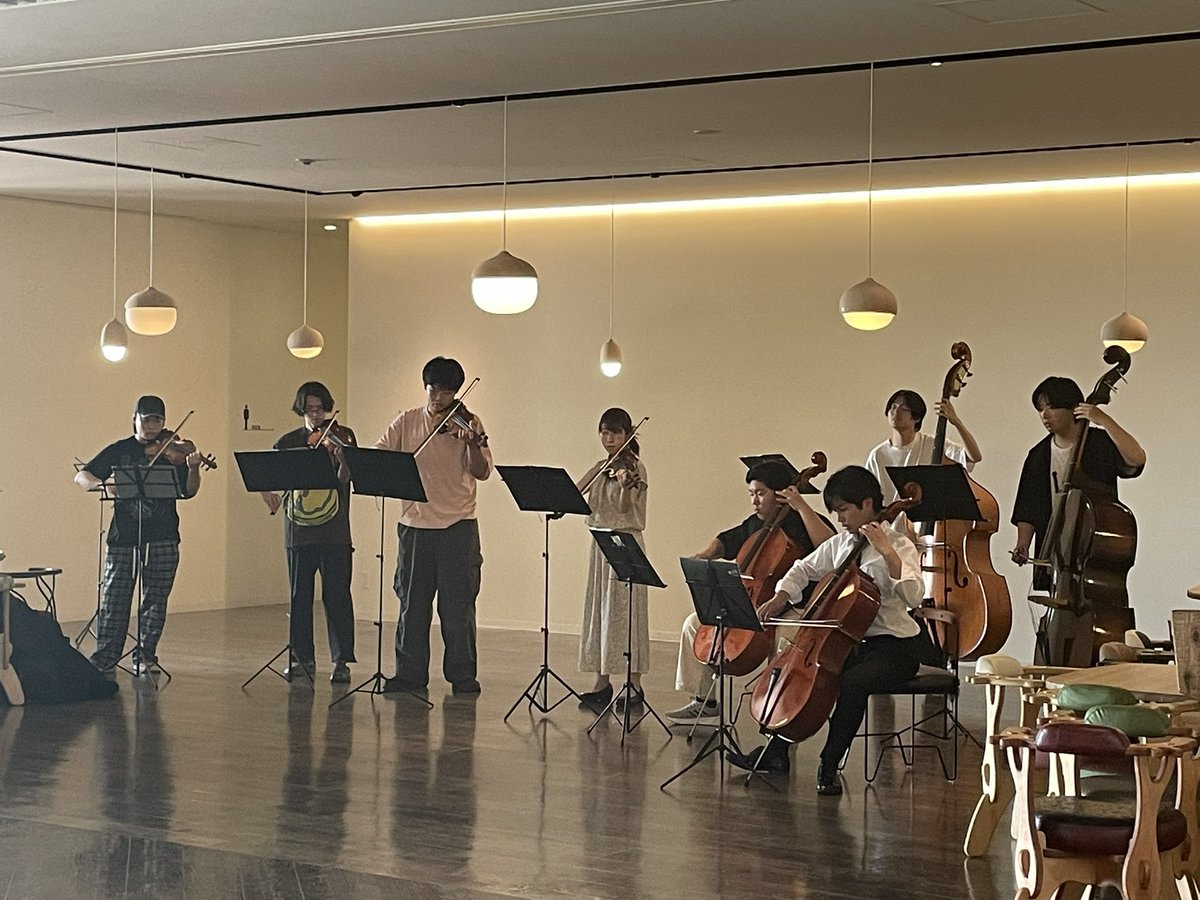 OECU_official's tweet image. 今日のランチタイムは
七夕祭🎋最後のイベント✨
管弦楽団の演奏会vol.2🎻🎼

ジュピターとムーンリバーの2曲を
披露してくれました👏

#大阪電気通信大学 #七夕祭 #管弦楽団