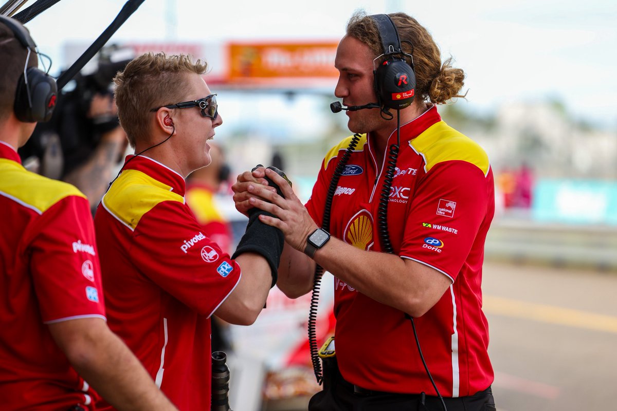 Shell V-Power Racing Team (@shellvpowerrt) on Twitter photo P1 for @brodiekostecki in Townsville for race 20 this afternoon! Letās goooooš And not to mention⦠<a href="/willdavison__/">Will Davison</a> in P3 as well! Look out for those red and yellow cars this afternoon. P1 for @brodiekostecki in Townsville for race 20 this afternoon! Letās goooooš And not to mention⦠<a href="/willdavison__/">Will Davison</a> in P3 as well! Look out for those red and yellow cars this afternoon.