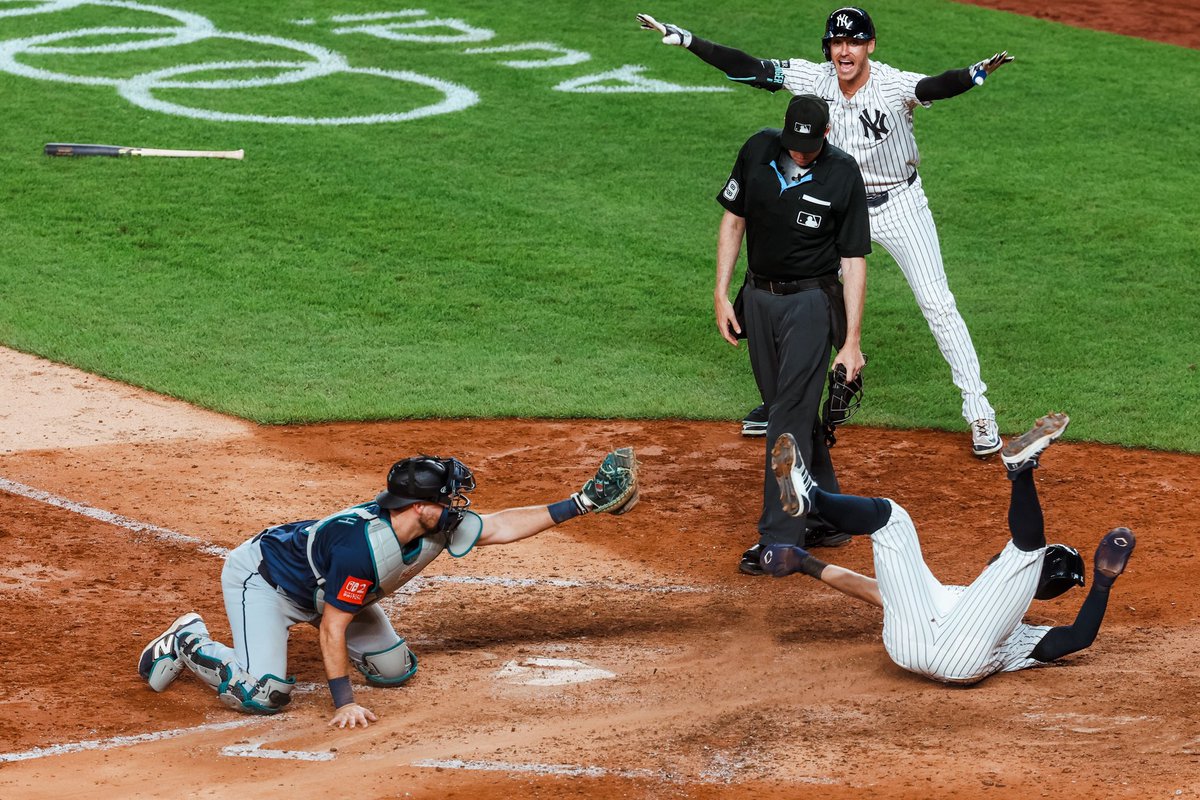 this is literally a renaissance painting