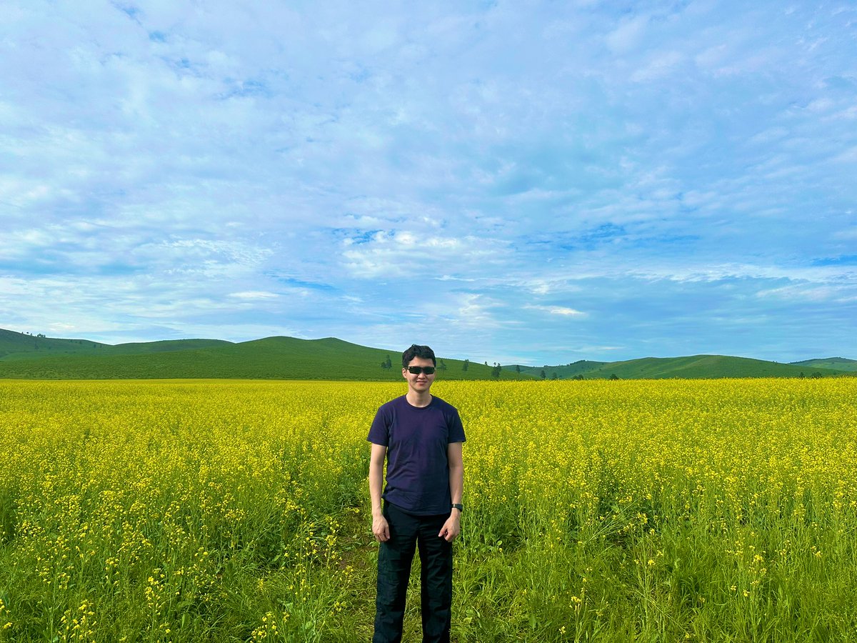 Та бүхэн сайхан наадаарай! 😉