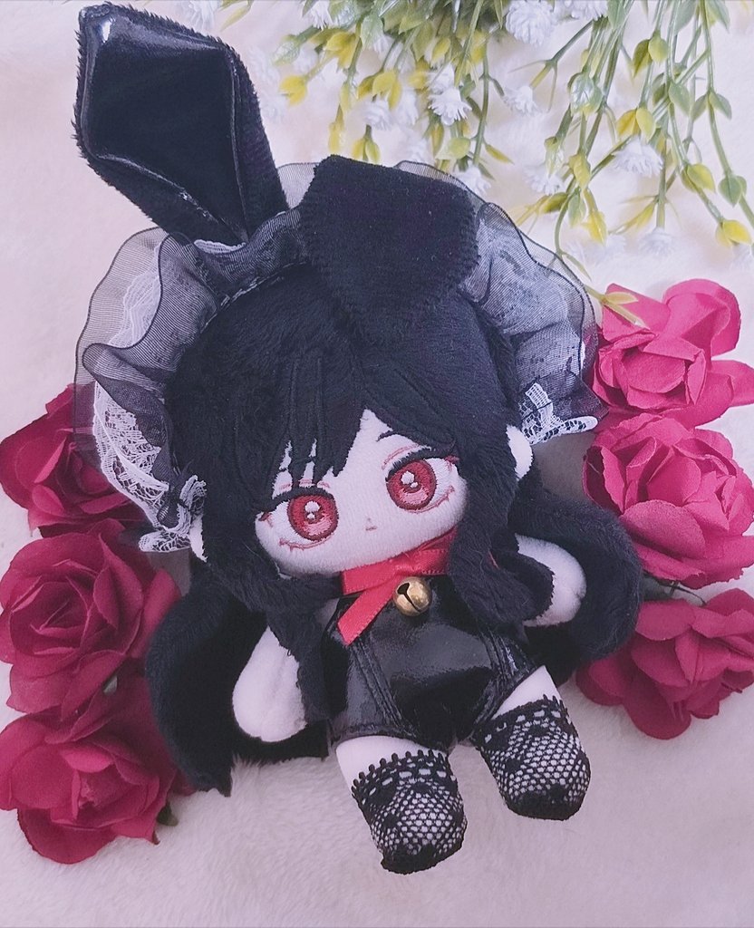 이번에 도착한 자캐솜에 바니옷 입혀보기.. 너무너무 잘 어울려요🥹❤️