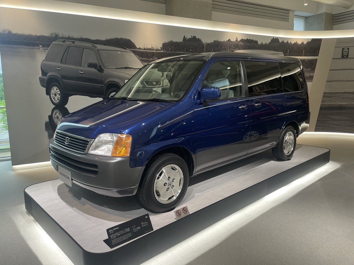 takatyan_v_bike's tweet image. コレクションホールなう
好きなV4と耐久レーサーV4とトランポ