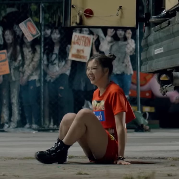 SANA IS STILL FALLING 10 YEARS LATER 😭