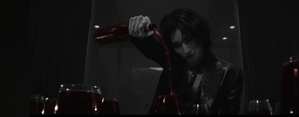 pshsource's tweet photo. In Your Fantasy 🍷
#InYourFantasy #GoldenHour_Part3 #ATEEZ #에이티즈 #SEONGHWA https://t.co/LkMOrnB6ZQ