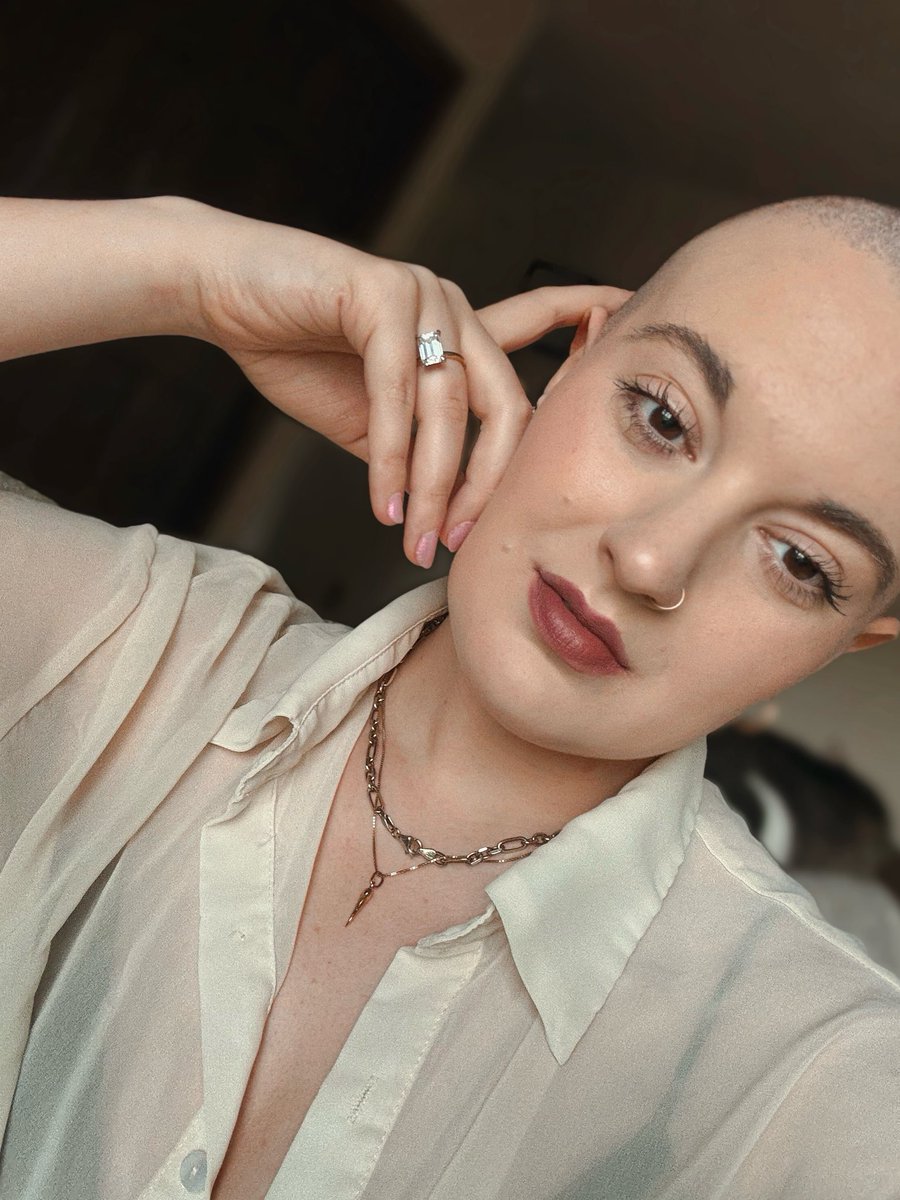 c. | badlands nyc 1 💙 tweet media