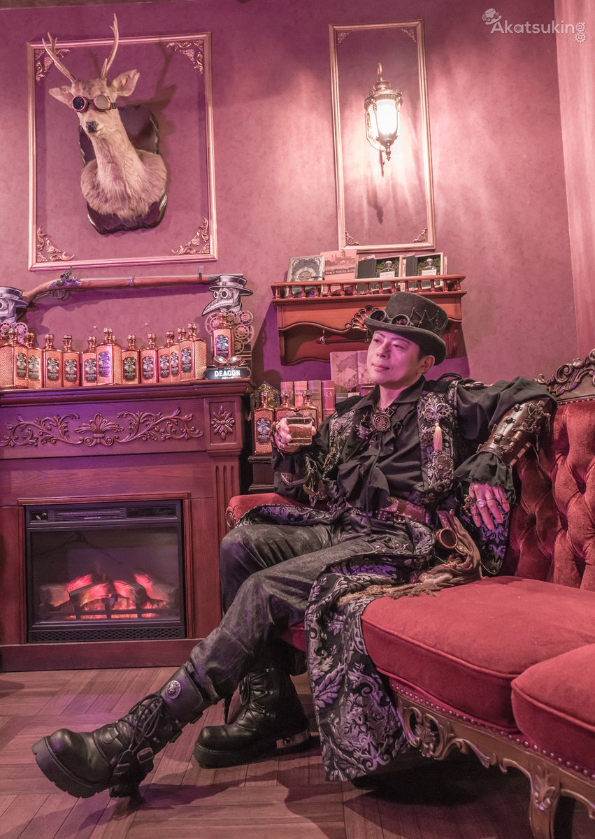 Tao_OSP's tweet image. あの夜の続き、今夜も一杯。

#TheDeacon #akashicrecords #大阪蒸気撮影会 
Photo あかつきさん🎈🎉
@Akatsuking5