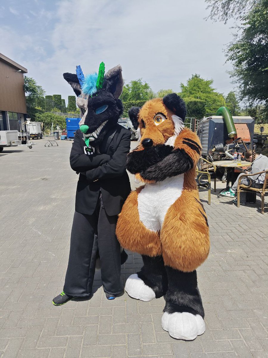 I have summoned a new friend. #fursuitfriday