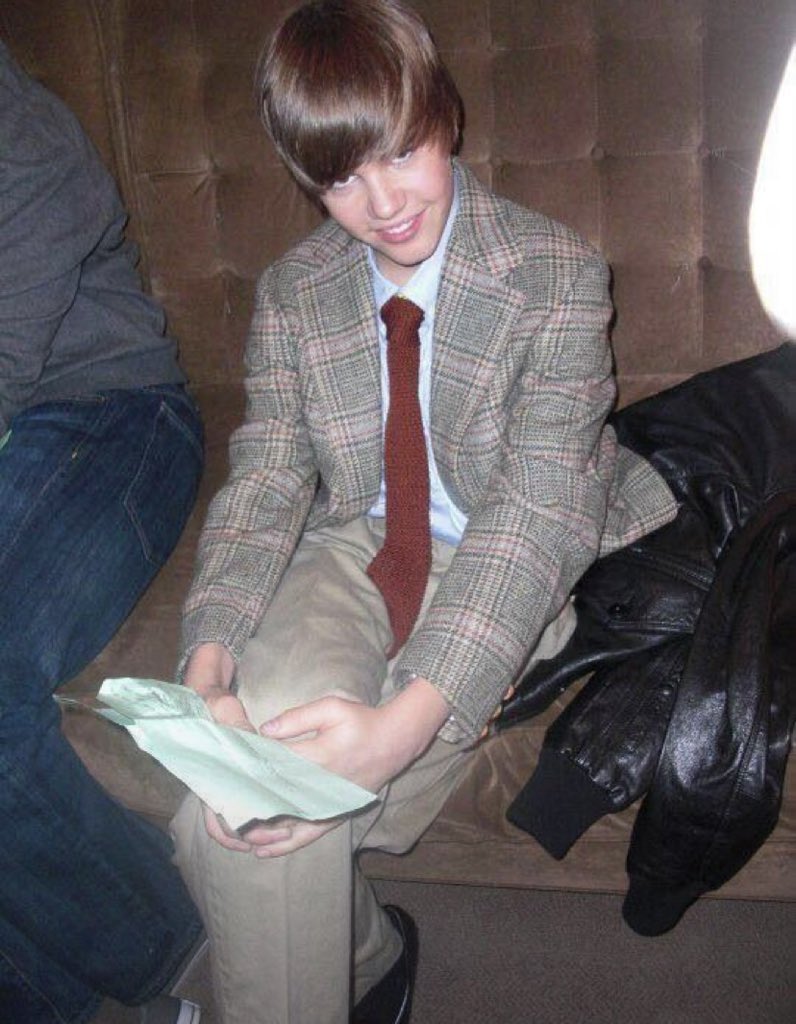 myrpurpose's tweet image. EU COM MEDO DE SER ÁLBUM DE CRENTE E ELE FALANDO DE BOQUETE EM TOO LONG NOIS AMA