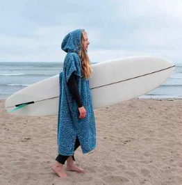 SEEturtles's tweet image. West Path makes an awesome Surf Poncho that's perfect for the beach! Every purchase helps save baby turtles, they've saved more than 40,000 to date.
Pick one up here: westpath.com/collections/ho…